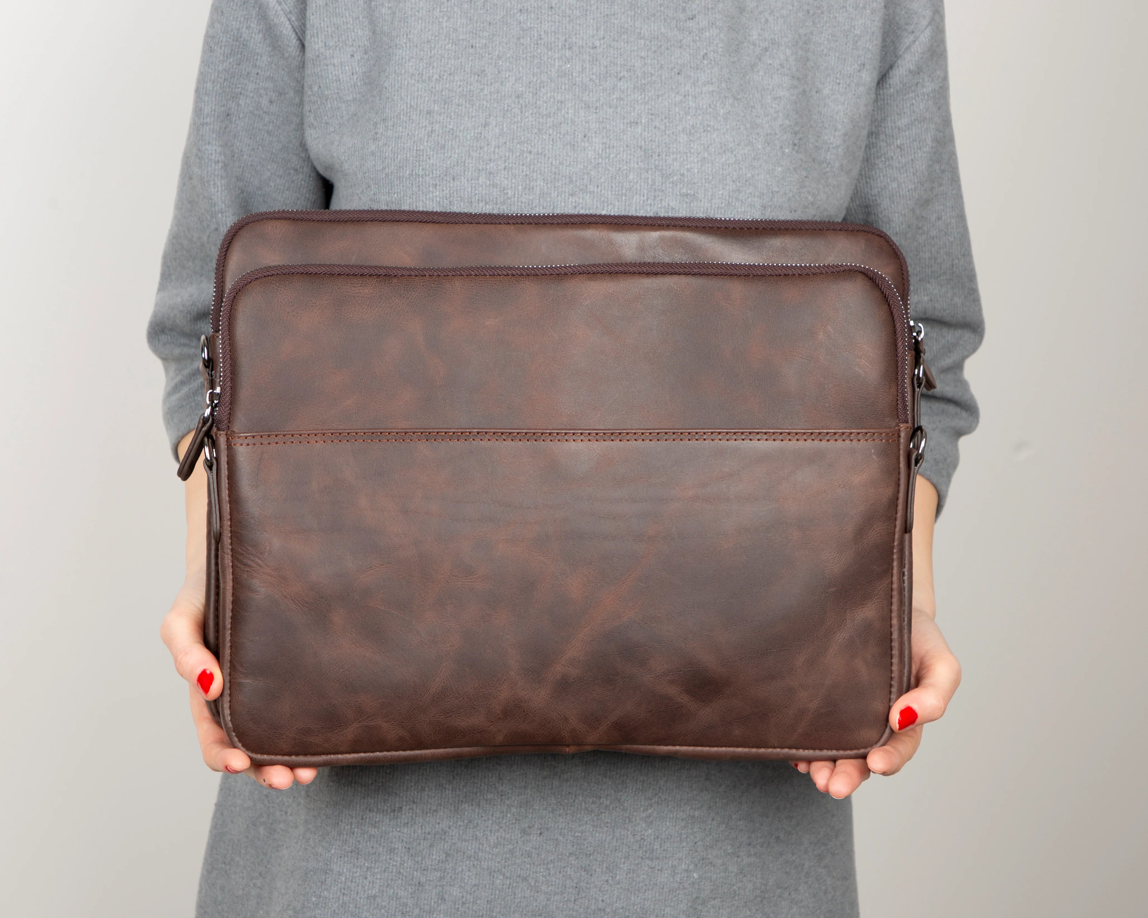 AWE Genuine Leather Sleeves Brown
