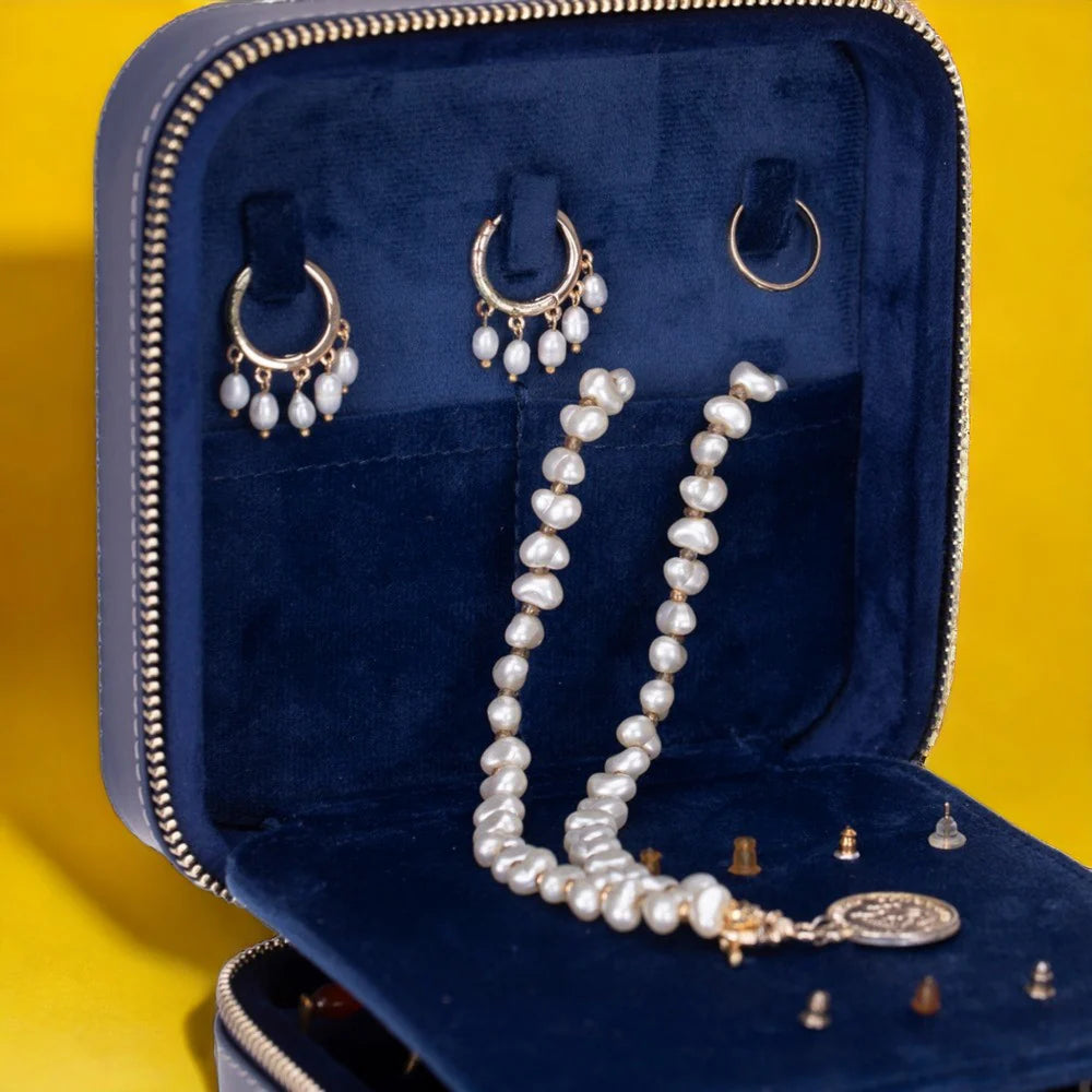 Amanda Leather Jewelry Box, Medium