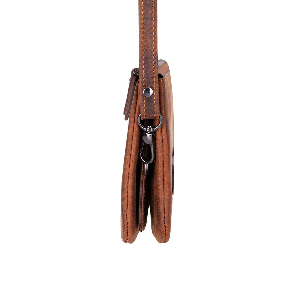 Majeste Leather Clutch Bag