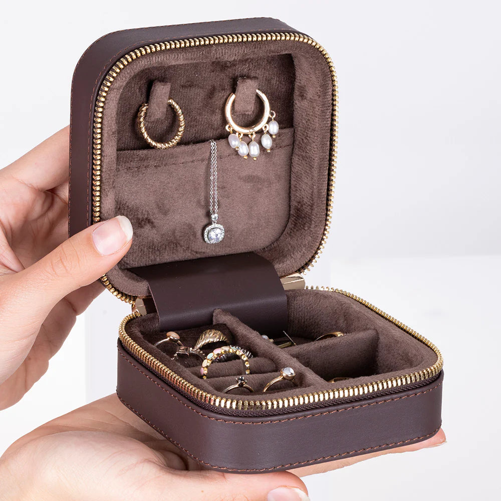 Amanda Leather Jewelry Box, Medium