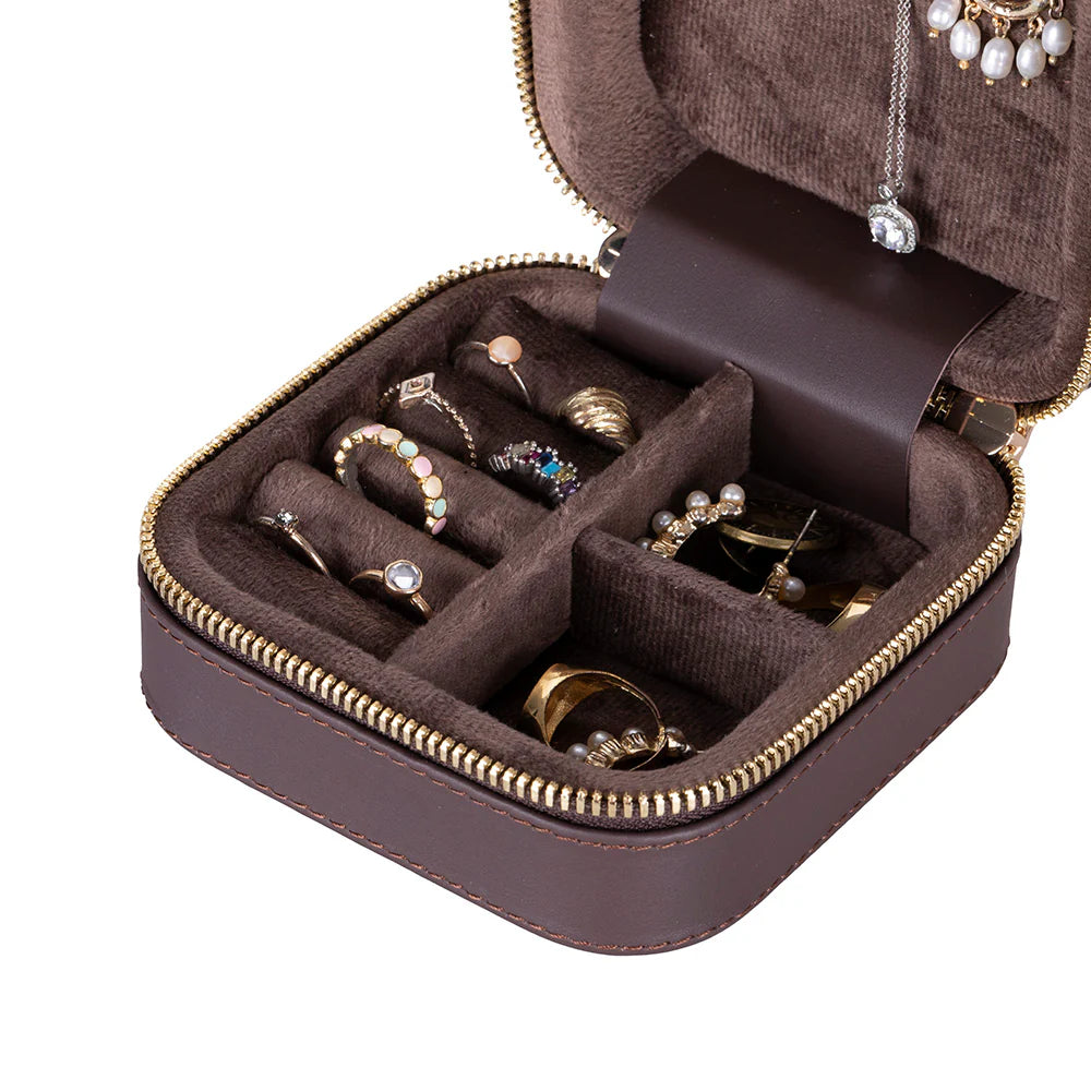 Amanda Leather Jewelry Box, Medium
