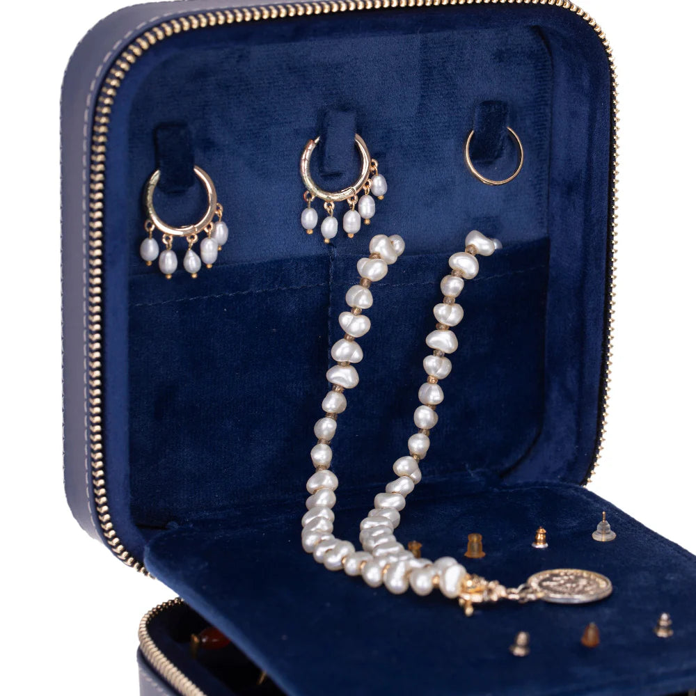 Amanda Leather Jewelry Box, Medium