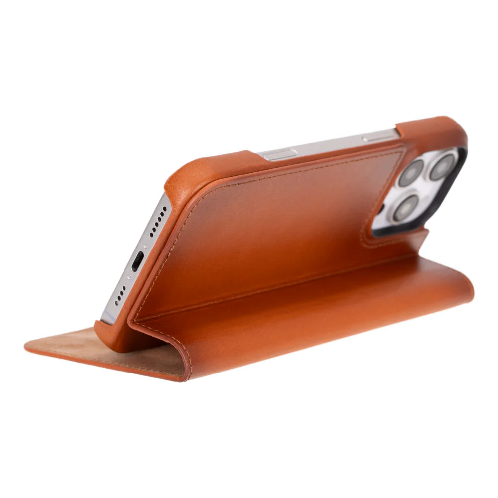 Sonat Leather iPhone 16 Pro Folio Case