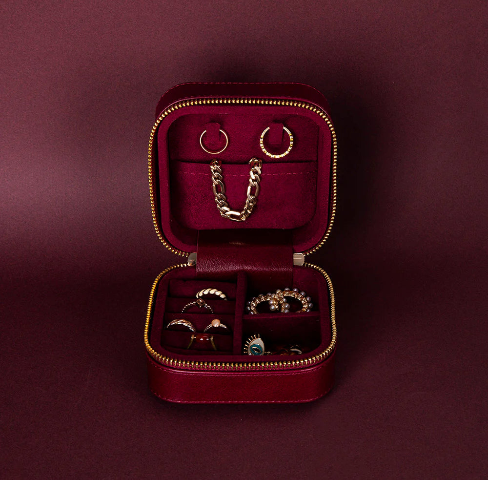 Amanda Leather Jewelry Box, Medium