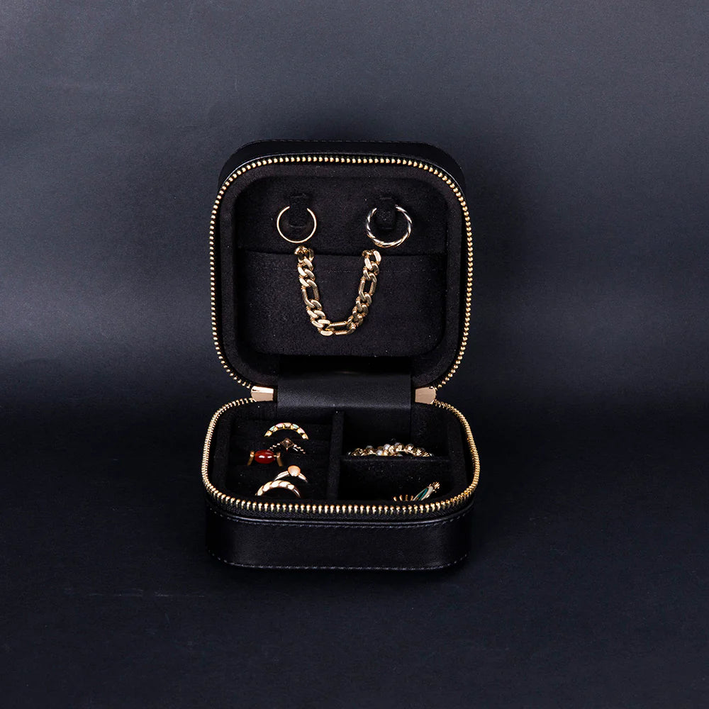 Amanda Leather Jewelry Box, Medium