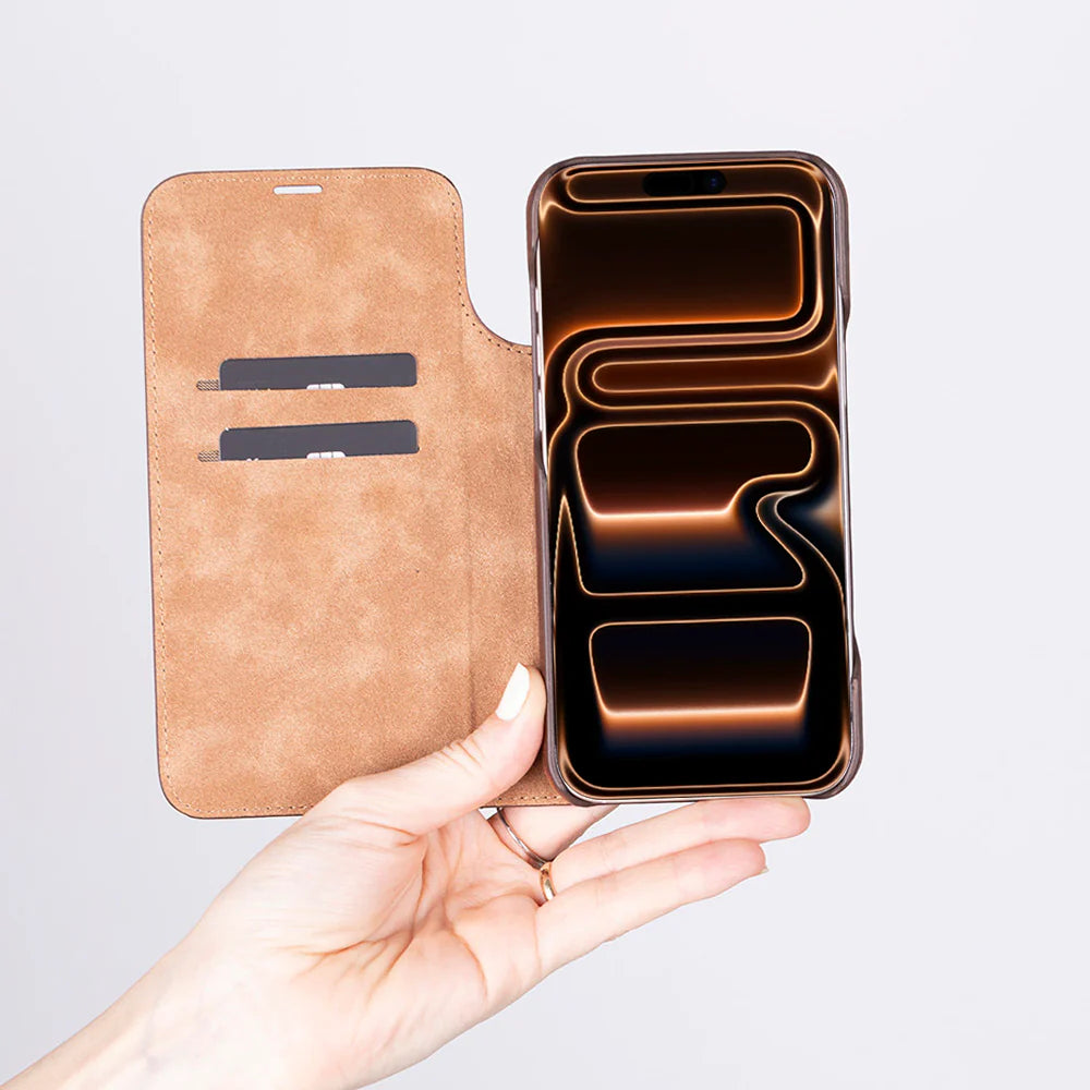 Sonat Leather iPhone 17 Pro Max Folio Case